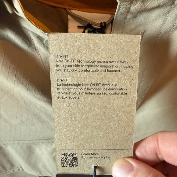 NEW Nike ACG Devastation Trail Dri-Fit Shirt Khaki Hiking Men Medium DN3936-247 - Picture 5 of 14